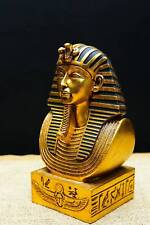 Spectacular King Tutankhamun - king Tutankhamun's statue picture