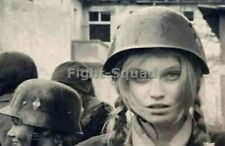 WW2 Picture Photo Young women of Bund Deutscher Mädel League of German Girl... picture