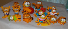 14 Vintage lot Garfield plastic PVC figures gumball 2 bow biter soccer bear nice picture