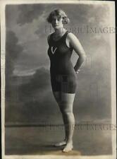 1925 Press Photo Florence Barker - nex39381 picture