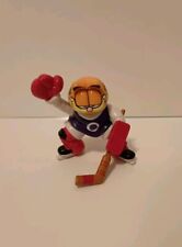 Vintage 1999 PAWS Garfield Plastic Standing Ice Hockey Comic Figure Figurine picture