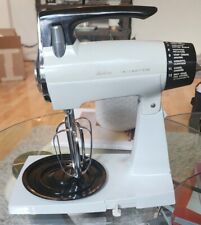 Sunbeam Deluxe Mixmaster Mixer Vintage 1960’s 12 Speed Detach To Use Handheld picture