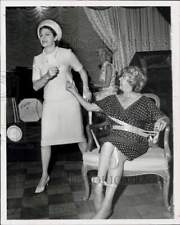 1964 Press Photo Martha Raye and Joan Blondell at a party in Miami - lra77485 picture