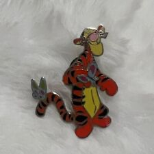 Rare Vintage Disney World Pin DLR Butterfly series 2003 Tigger/ Winnie the Pooh picture