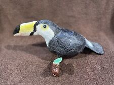 Pre Owned Remarkable Ceramic Toucan Tropical Bird With Yellow Beak Perched/Log picture