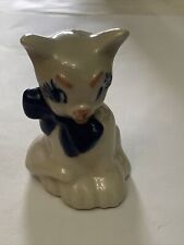 VINTAGE CERAMIC FANCY CAT FIGURINE. OLD AND VINTAGE HAND MADE FIGURINE. picture