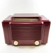 Vintage Trav-Ler Tube Radio Model 5015 Red Travler POWERS ON Needs Repair picture