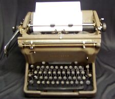 Late 1940's UNDERWOOD Desktop Typewriter w/Cover - IT WORKS picture