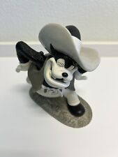 Walt Disney Classics Collection. Two Gun Mickey.. Ornery Outlaw picture