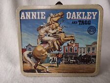 Vintage 1955 Metal ANNIE OAKLEY & TAGG Lunchbox (missing handle) picture