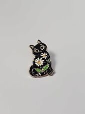 Black Cat with Daisies Lapel Pin * picture
