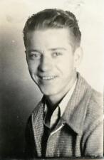 NA62 Vtg Photo HANDSOME YOUNG MAN c 1940's picture