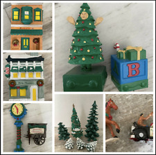 1998 Trendmasters Magic of Main Street Christmas Parade Buildings Trees Figures picture
