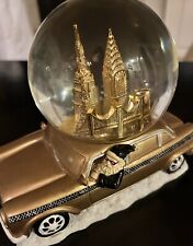 Christmas In July /VTG New York City GOLD Yellow Taxi SANTA Snow Globe picture