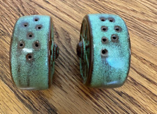 VINTAGE POTTERY FRANKOMA GREEN WAGON WHEEL SALT & PEPPER SHAKERS picture