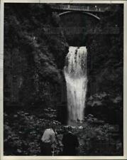 1962 Press Photo Multnomah Falls & Its Majestic Cascading Water - orp29422 picture