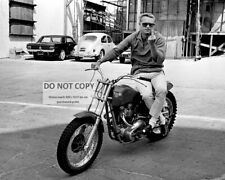 11X14 PUBLICITY PHOTO  STEVE McQUEEN ON MOTORCYCLE MAKING FEELINGS KNOWN (LG151) picture