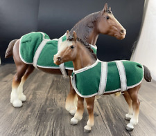 Breyer Chesnut Clydesdale Horse and Foal with Blankets picture