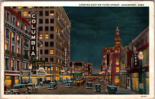 Postcard Looking East on   third Street Davenport Iowa [cn] picture