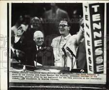 1956 Press Photo Senator Estes Kefauver & Sam Rayburn at Chicago Convention Hall picture
