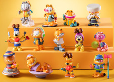 POP MART Garfield Future Fantasy Series Confirmed Blind Box Figure Garfield Odie picture
