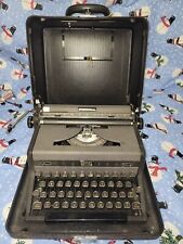 Vintage 1948 Royal Quiet DeLuxe Portable Typewriter With Carrying Case key works picture