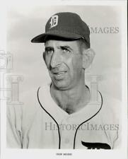 Press Photo Detroit Tigers baseball coach Don Mossi - kfx05130 picture