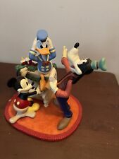 Disney Mickey Musical Piano Figurine 1995 Christmas At Our House w/Goofy Donald  picture