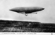 Dirigible 'Lebaudy' n�1 Flight in The Countryside in France in 1904 Old Photo picture