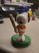 PEANUTS: 2018 BASEBALL PLAYER SNOOPY WIND-UP MCDONALDS HAPPY MEAL TOY 1 of 6 Set picture