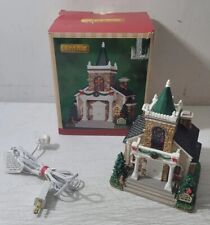 2013 LEMAX CHRISTMAS VILLAGE CEDAR CREEK CHURCH IN ORIGINAL BOX RETIRED picture
