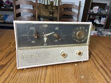 Vintage 1959 Westinghouse H710T5 MCM Atomic Age Pink White Radio Clock Retro picture