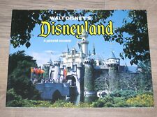 Vtg 1980 Walt Disney's DISNEYLAND PICTORIAL SOUVENIR; 32 pages; COLOR; Mint Cond picture