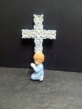 ❤️ 6.5 In   Resin Cross With Boy Kneeling And Praying  picture