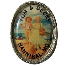 Mark Twain Tom & Becky Hannibal Missouri Travel Souvenir Pin picture