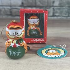 GARFIELD AS SANTA WITH STOCKING VINTAGE 1989 ENESCO CHRISTMAS ORNAMENT 2” picture