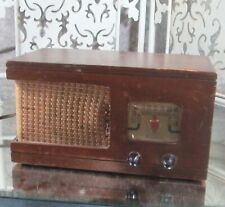 Vintage 1930s Meridian Wooden Box Radio picture