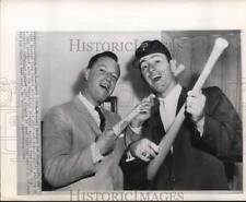1960 Press Photo Pirates Baseball Manager, Infielder Celebrate Contract Signing picture