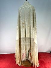 EXCEPTIONAL MANILA SILK SHAWL. WHITE. HAND EMBROIDERY. SPAIN. XIX CENTURY picture