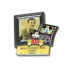 Official Ltd Edition Walt Disney Day 2007 Portrait Trading Pin w/Mickey Mouse picture