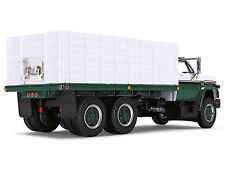 1970s Chevrolet C65 Grain Truck Green and White 1/64 Diecast Model by DCP/First picture