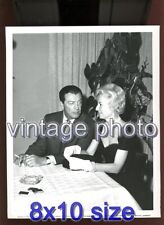 1964 VINTAGE Photo  8X10  BARBARA STANWYCK AND ROBERT TAYLOR Candid picture