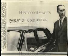1966 Press Photo Lieutenant Colonel Edward Wootten outside US embassy in Warsaw picture