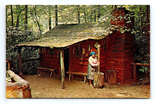 unposted postcard 5.5x3.5 in Cherokee, NC Oconaluftee Indian Village picture