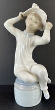 Lladro Porcelain Figurine Girl With Bonnet Hat #1147 picture