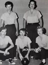 Vintage Photo WOMEN Bowling Portrait 1950s B&W Ladies picture