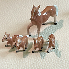 Vtg Hagen Renaker (?) Mare and 4 Foal Mini Horse Figurine Glossy picture