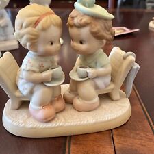 VTG. Enesco Memories Of Yesterday “A Friendly Chat And A Cup Of Tea” Figurine picture