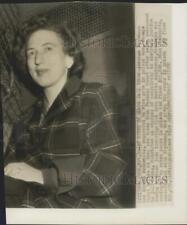 1950 Press Photo Miriam Moskowitz in prison van in New York taken from Court picture