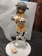 Uzaki chan wants to play Uzaki Tsuki Cow Print Bikini Figure picture